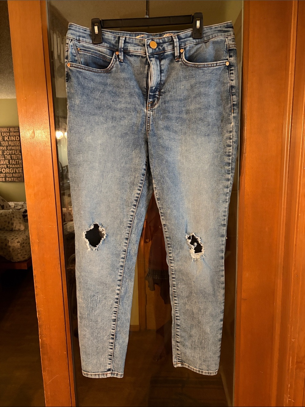 Women’s Metro Ultra High Rise Skinny jeans Size 12 by Seven7